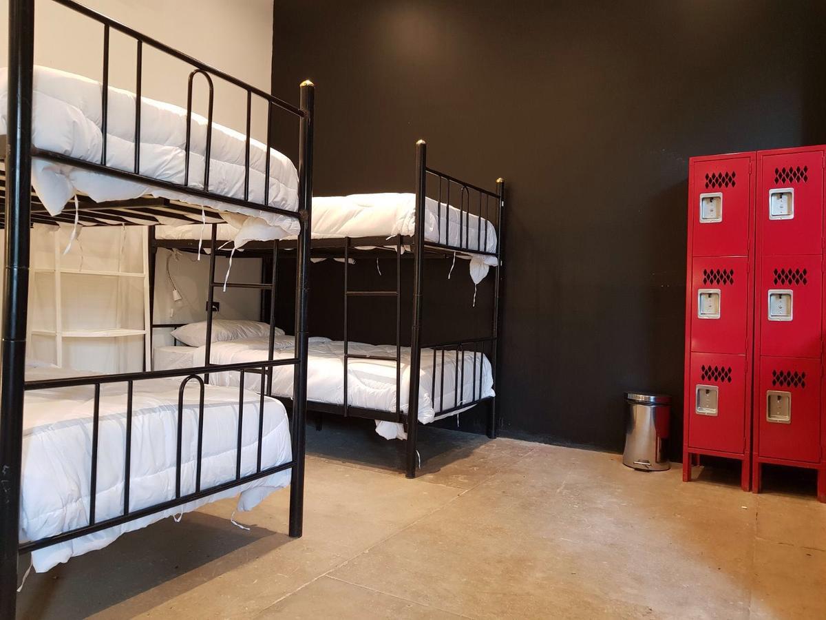 Paradise Beach Backpackers Hostel Patong Екстер'єр фото
