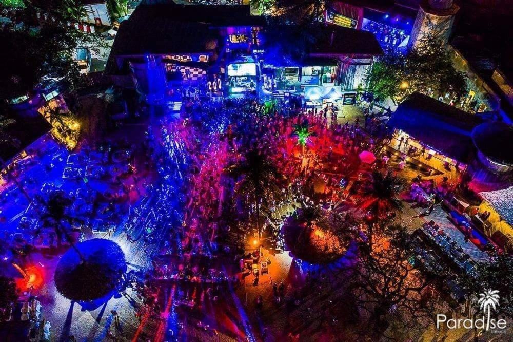 Paradise Beach Backpackers Hostel Patong Екстер'єр фото